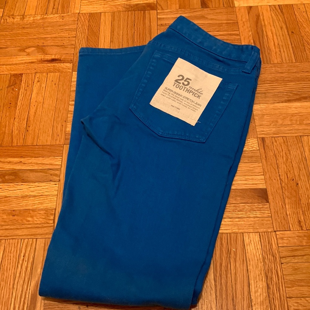 NWT. J crew ankle toothpick jeans. Blue. Size 25.